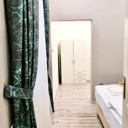 La Roberta * Budapešť